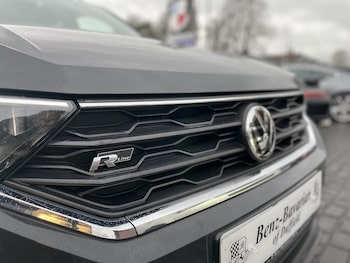 Used Volkswagen T-Roc 2018 for sale - 76896538: Photo