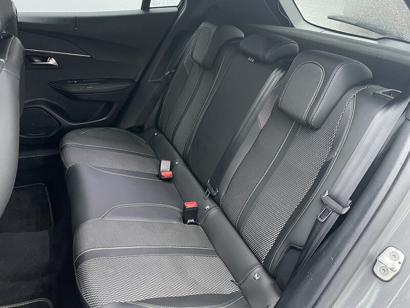 Used Peugeot 2008 2023 for sale - 77365190: Photo 37