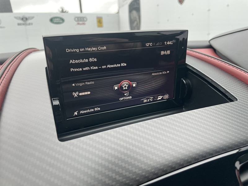 Used Aston Martin DB9 2017 for sale - 76784490: Photo 26