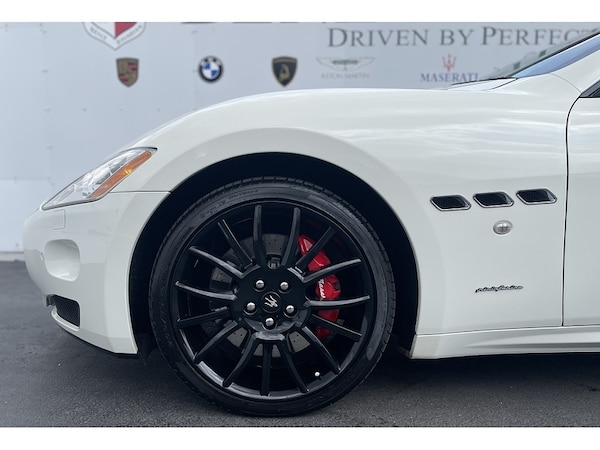 Used Maserati GranCabrio 2011 for sale - 75254248: Photo 15