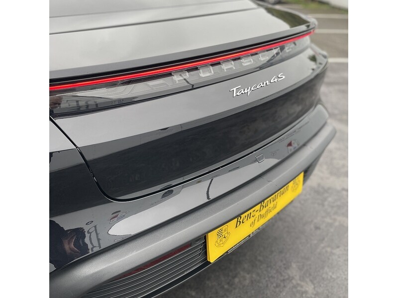 Used Porsche Taycan 2020 for sale - 76403208: Photo 15
