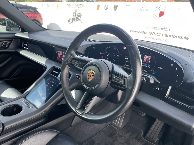 Used Porsche Taycan 2020 for sale - 76403208: Photo 23