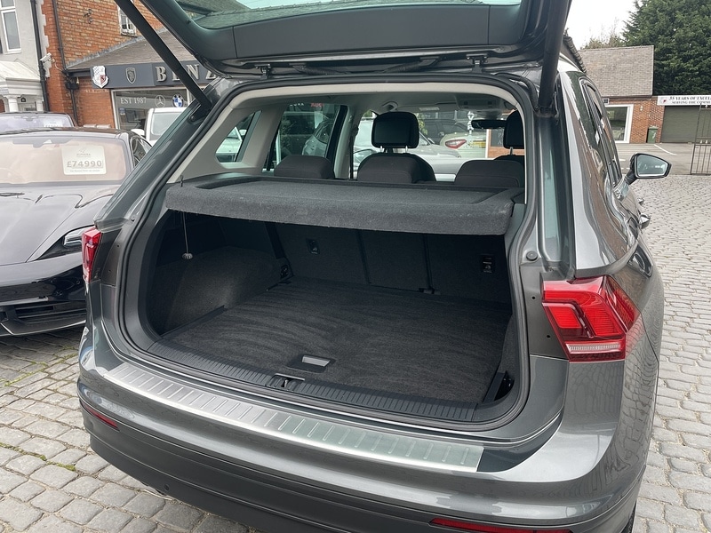 Used Volkswagen Tiguan 2018 for sale - 77906050: Photo 29