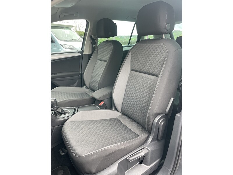 Used Volkswagen Tiguan 2018 for sale - 77906050: Photo 32