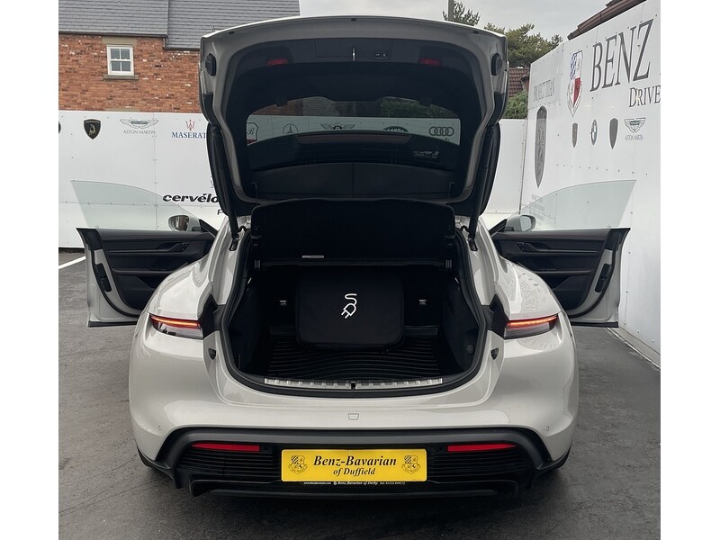 Used Porsche Taycan 2023 for sale - 76320196: Photo 17