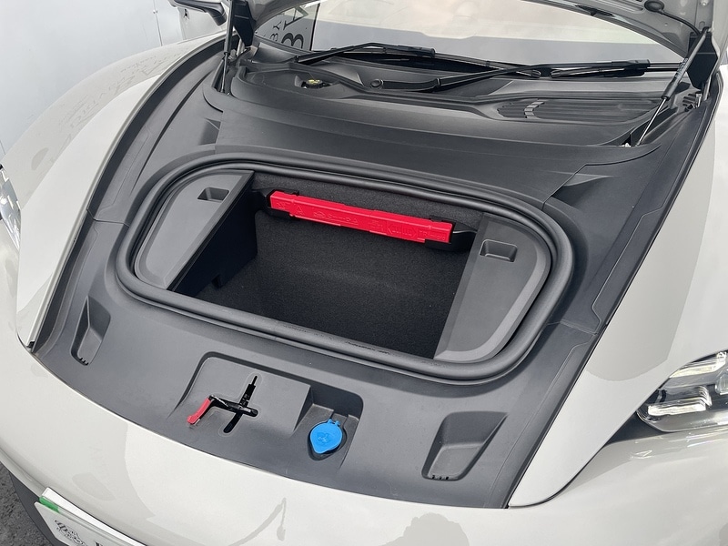 Used Porsche Taycan 2023 for sale - 76320196: Photo 18