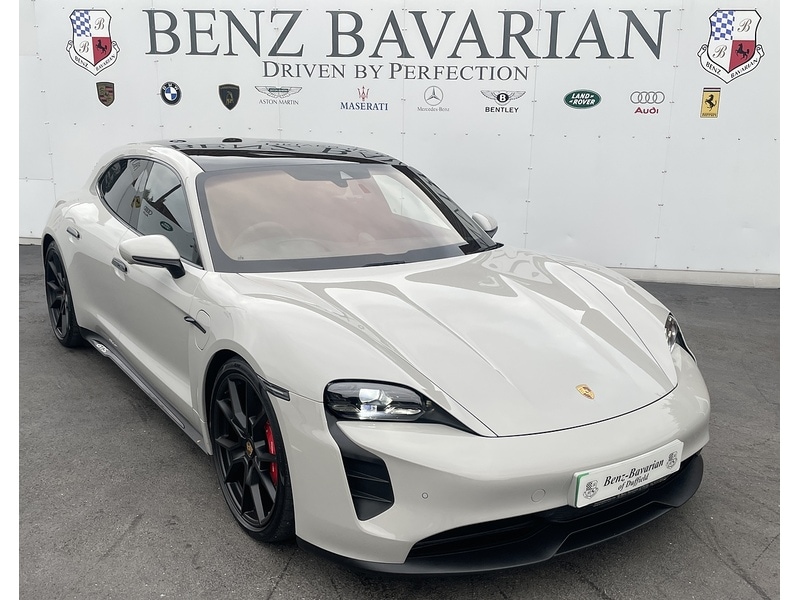 Used Porsche Taycan 2023 for sale - 76320196: Photo 2