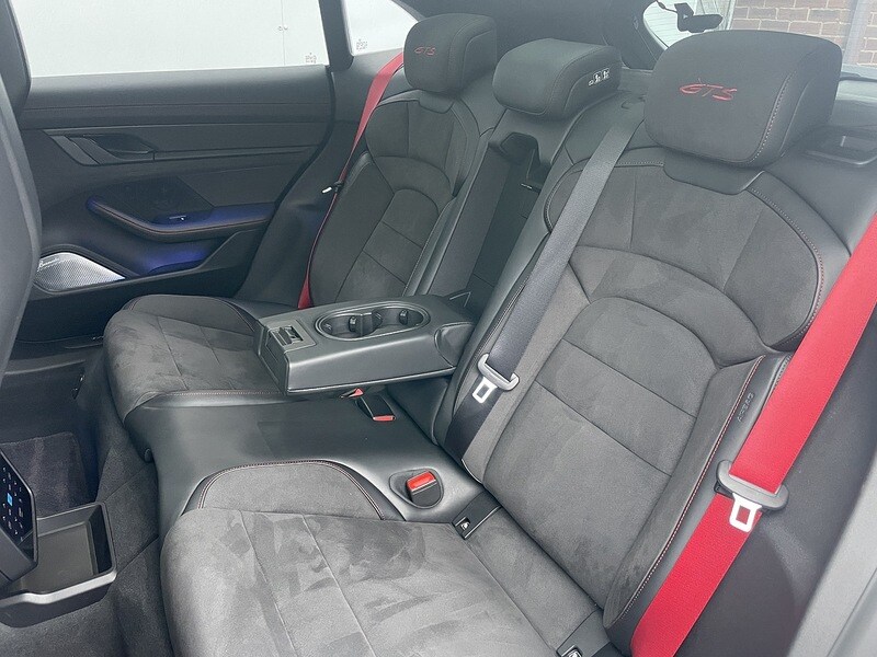 Used Porsche Taycan 2023 for sale - 76320196: Photo 46
