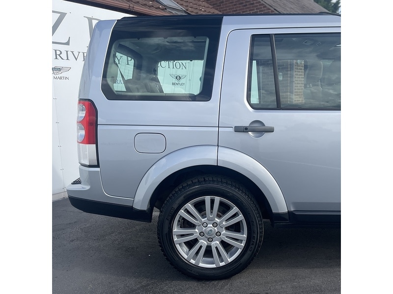 Used Land Rover Discovery 2010 for sale - 76069282: Photo 12