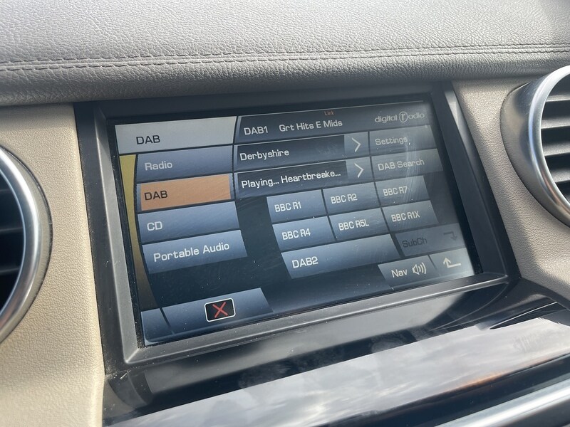 Used Land Rover Discovery 2010 for sale - 76069282: Photo 22