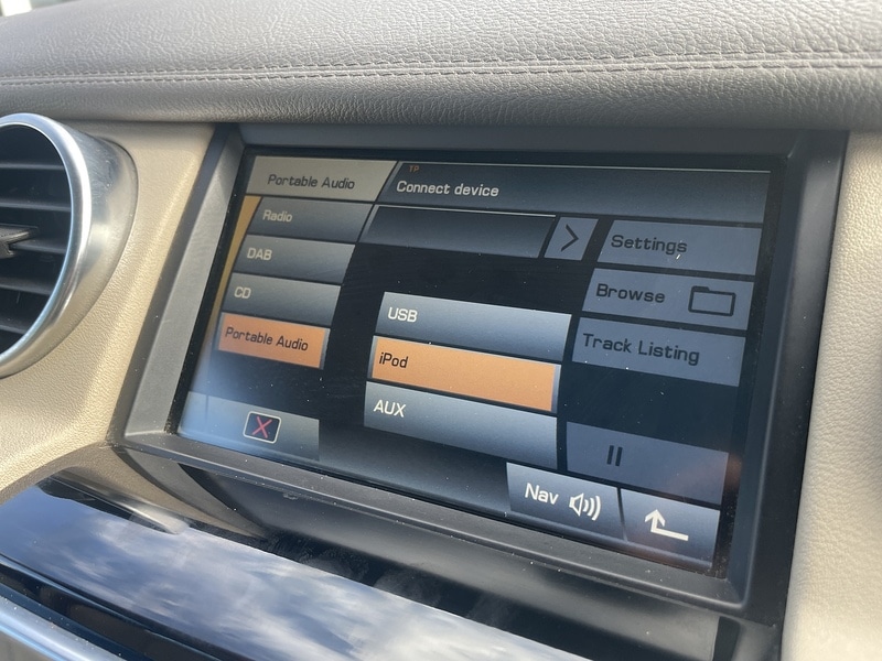 Used Land Rover Discovery 2010 for sale - 76069282: Photo 23