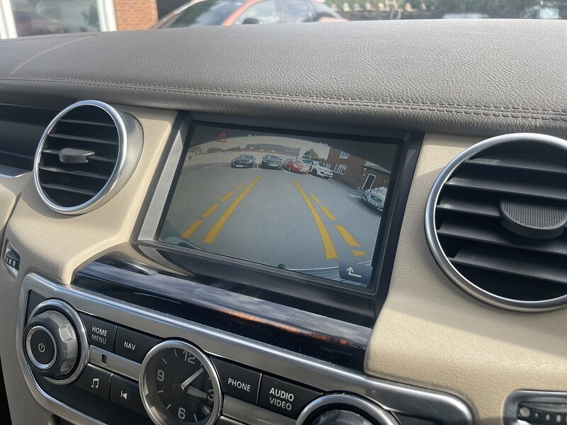 Used Land Rover Discovery 2010 for sale - 76069282: Photo 24