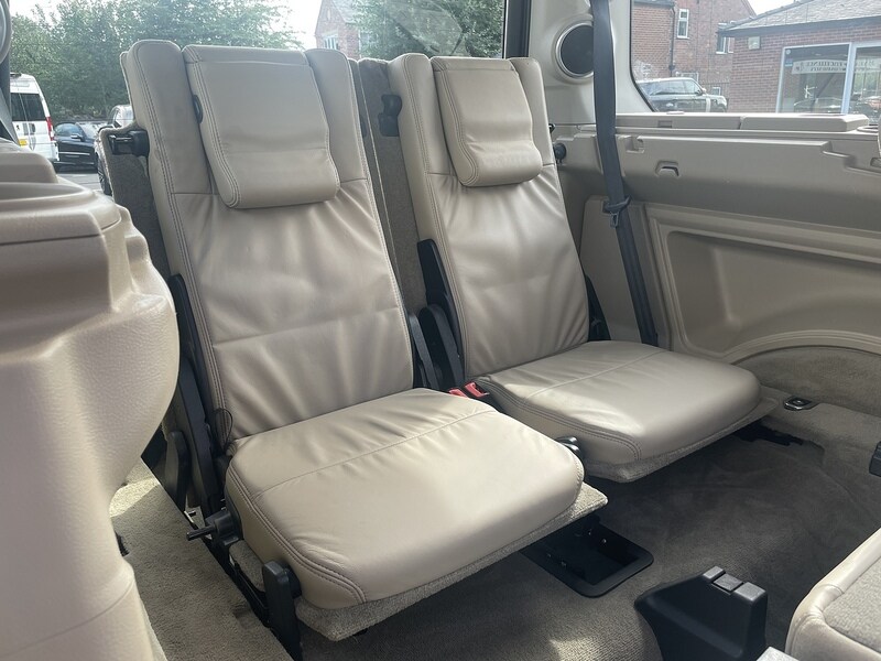 Used Land Rover Discovery 2010 for sale - 76069282: Photo 34