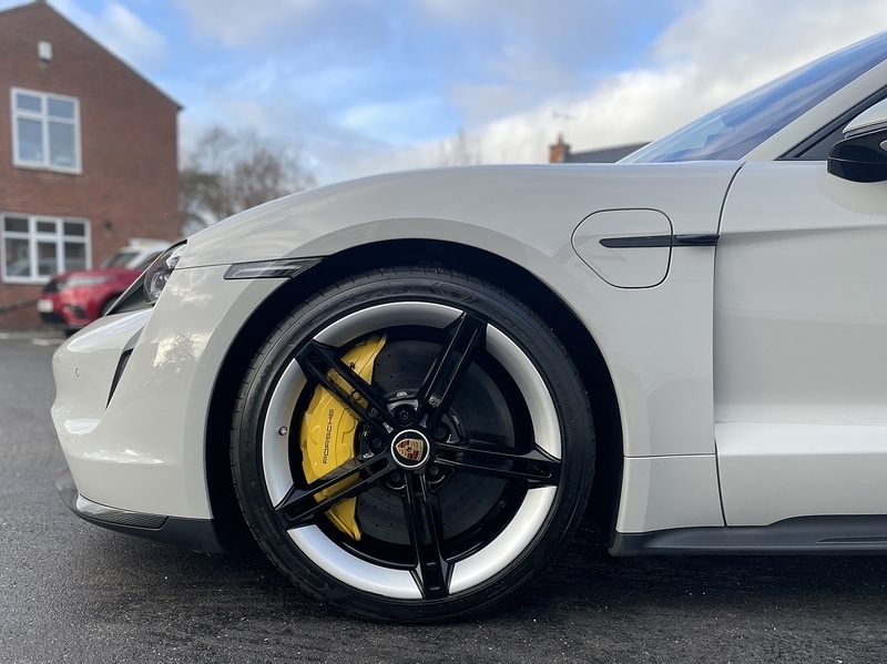 Used Porsche Taycan 2023 for sale - 76924020: Photo 15