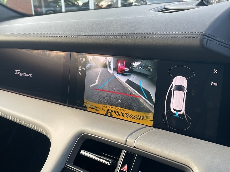 Used Porsche Taycan 2023 for sale - 76924020: Photo 28