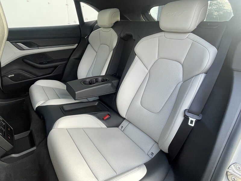 Used Porsche Taycan 2023 for sale - 76924020: Photo 40