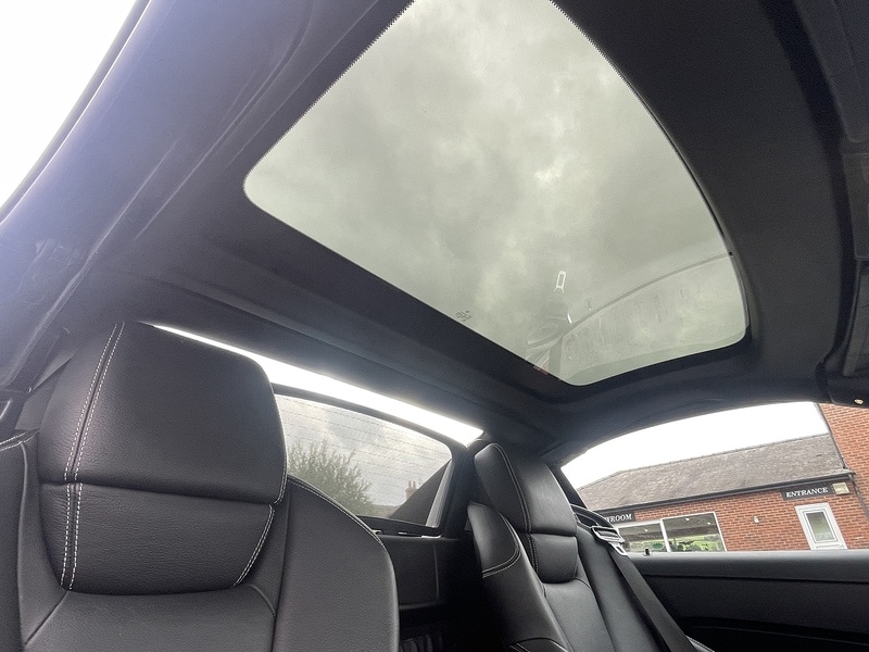 Used Mercedes-Benz SLK 2013 for sale - 76454862: Photo 32