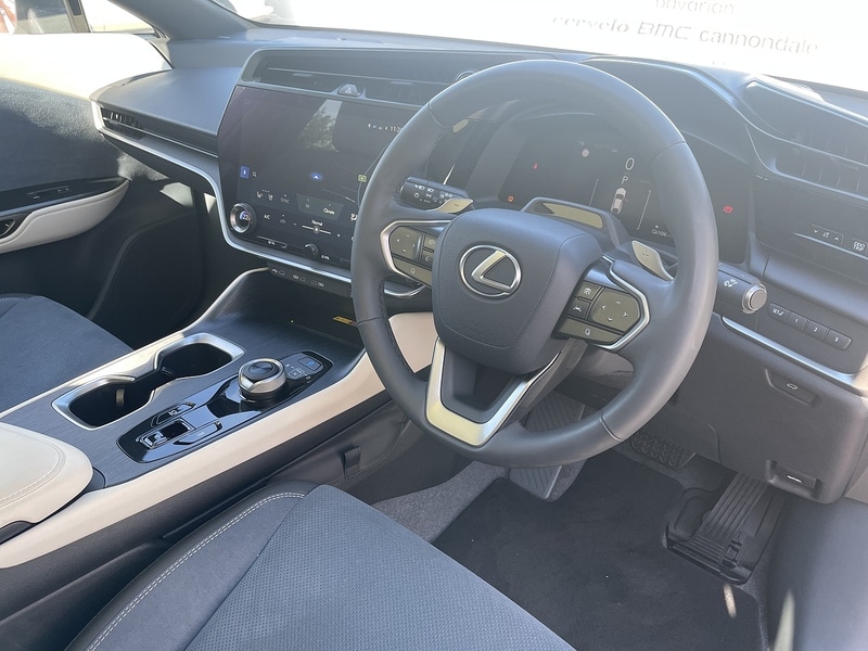 Used Lexus RZ 2024 for sale - 75046773: Photo 19