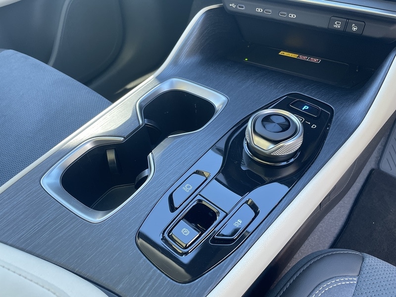 Used Lexus RZ 2024 for sale - 75046773: Photo 30