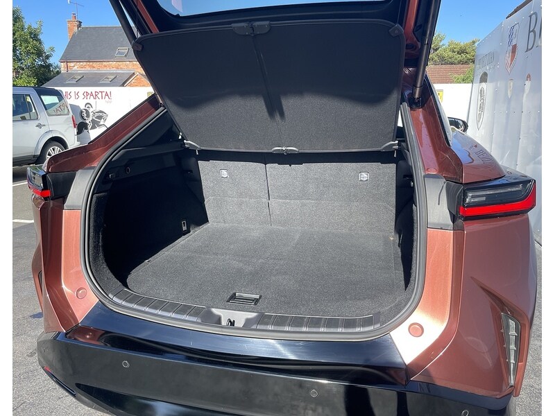 Used Lexus RZ 2024 for sale - 75046773: Photo 39