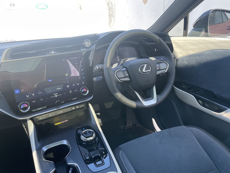 Used Lexus RZ 2024 for sale - 75046773: Photo 44