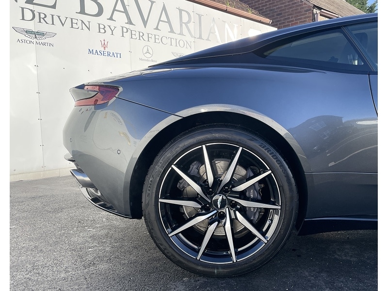 Used Aston Martin DB11 for sale - 77023988: Photo 12