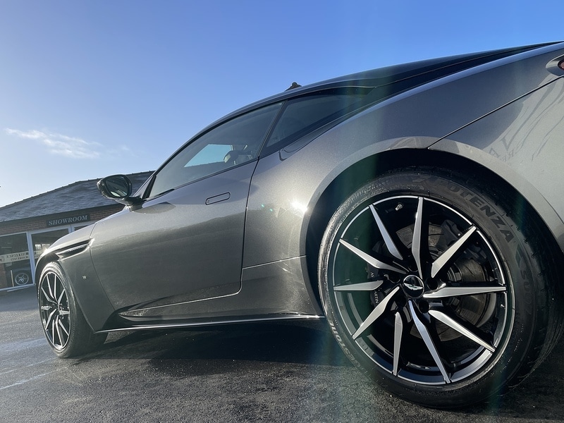 Used Aston Martin DB11 for sale - 77023988: Photo 14