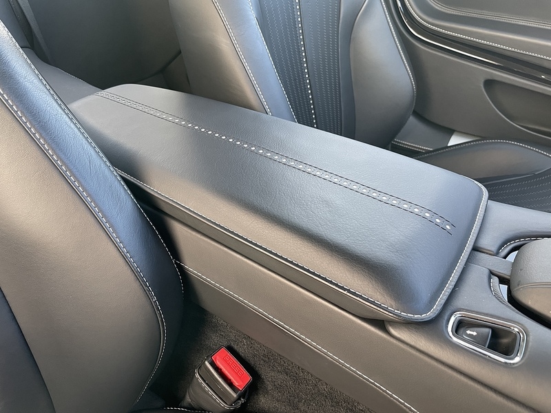 Used Aston Martin DB11 for sale - 77023988: Photo 31