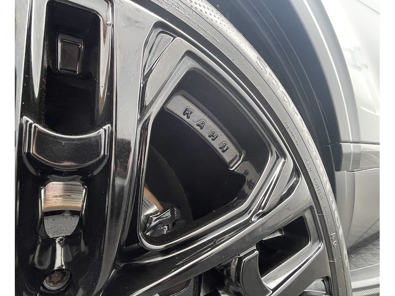 Used Bentley Bentayga 2018 for sale - 77640157: Photo 17