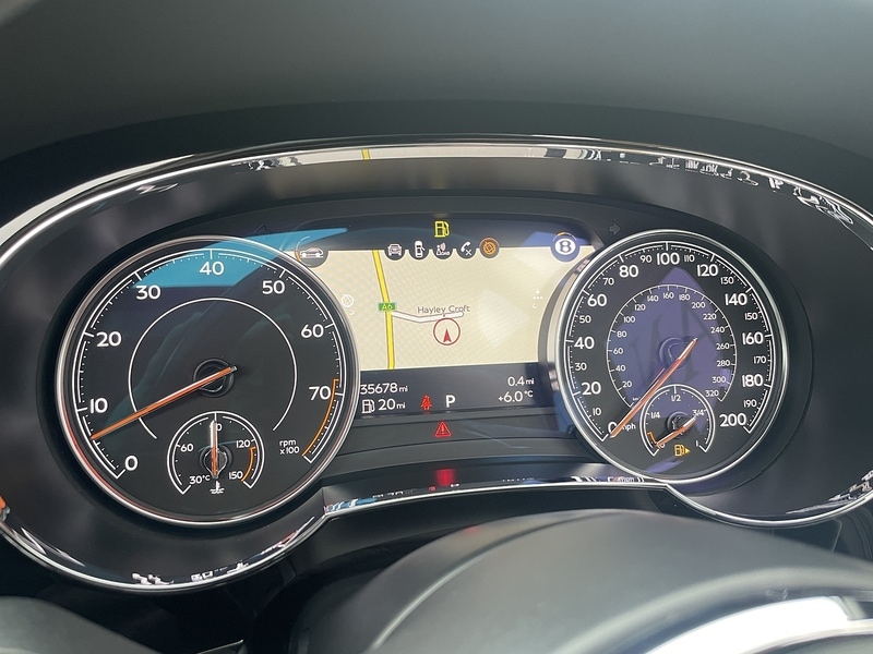 Used Bentley Bentayga 2018 for sale - 77640157: Photo 24