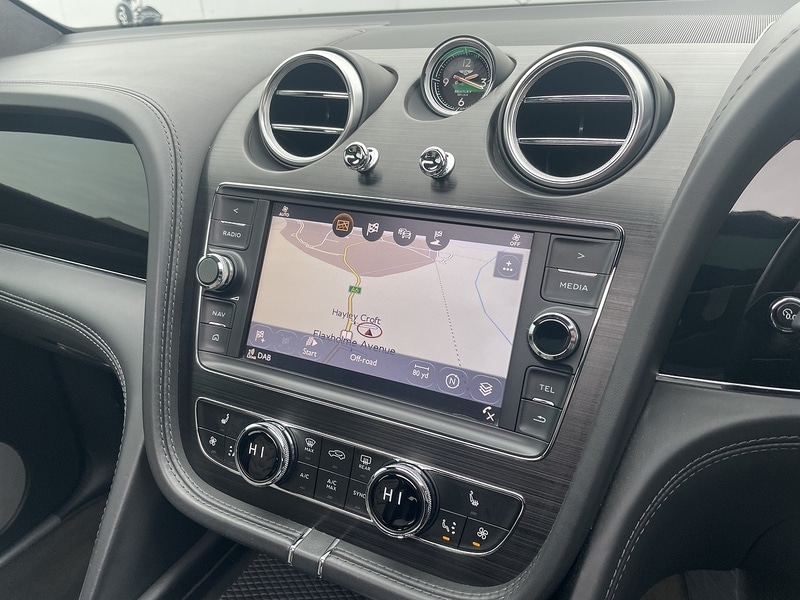 Used Bentley Bentayga 2018 for sale - 77640157: Photo 25