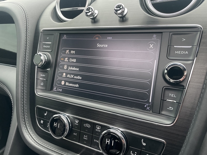 Used Bentley Bentayga 2018 for sale - 77640157: Photo 27