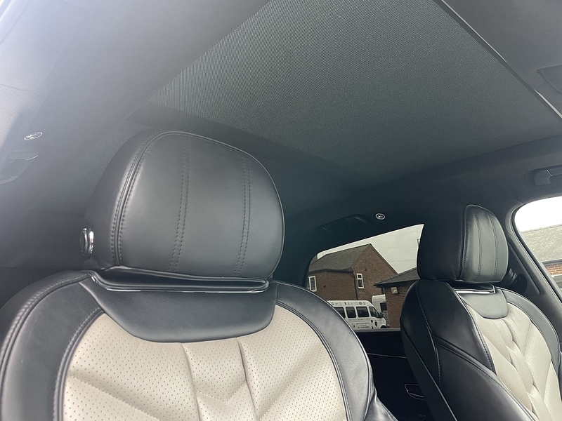 Used Bentley Bentayga 2018 for sale - 77640157: Photo 36
