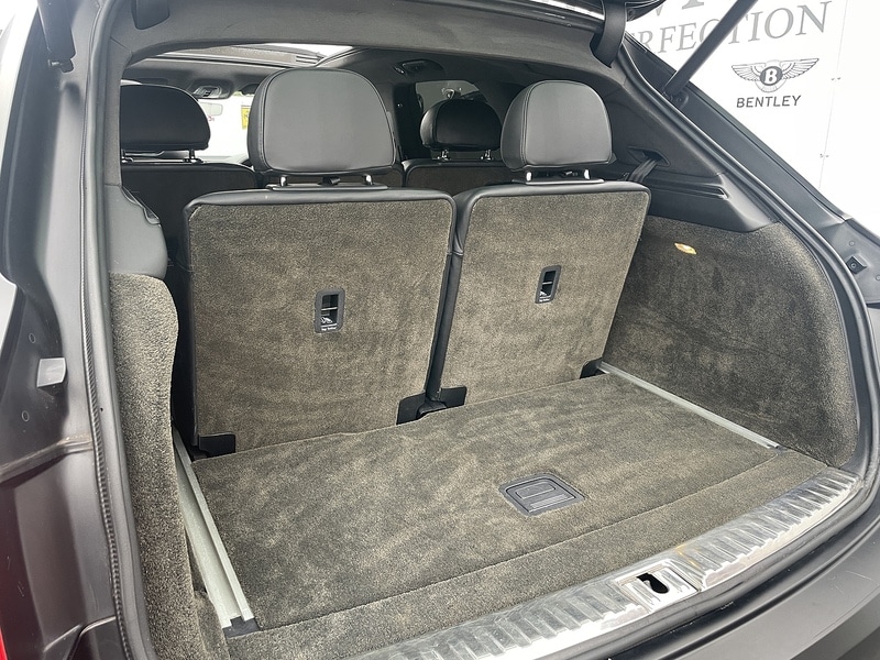 Used Bentley Bentayga 2018 for sale - 77640157: Photo 46