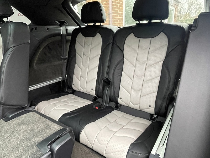 Used Bentley Bentayga 2018 for sale - 77640157: Photo 47