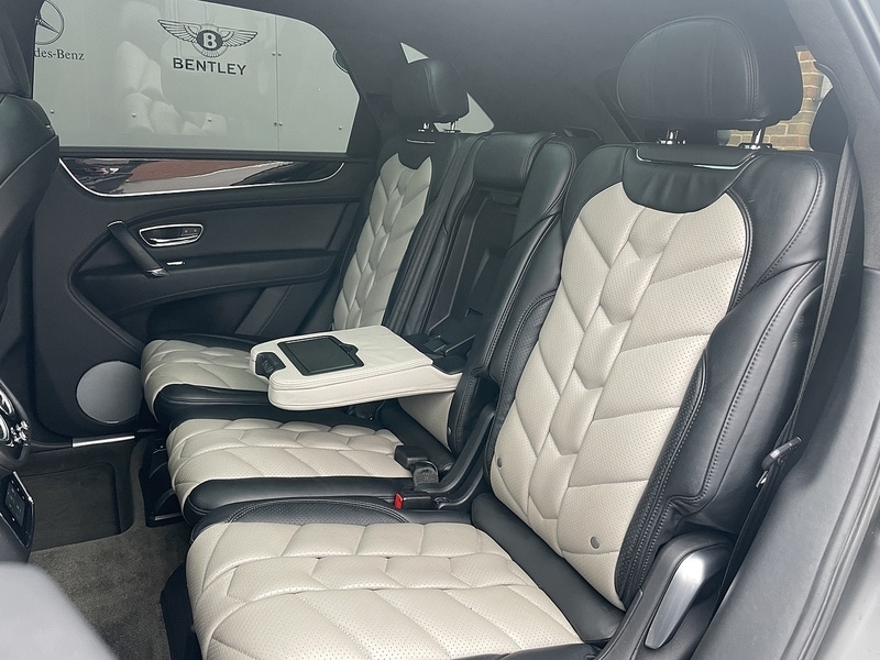 Used Bentley Bentayga 2018 for sale - 77640157: Photo 49