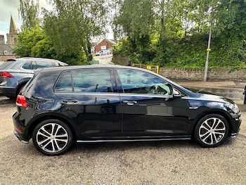 Used Volkswagen Golf 2018 for sale - 78862392: Photo