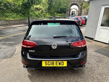 Used Volkswagen Golf 2018 for sale - 78862392: Photo
