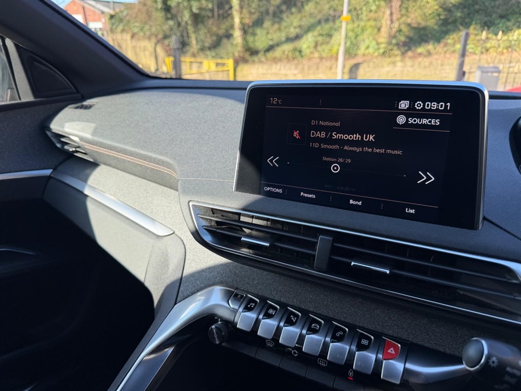 Used Peugeot 3008 2019 for sale - 77951014: Photo 29