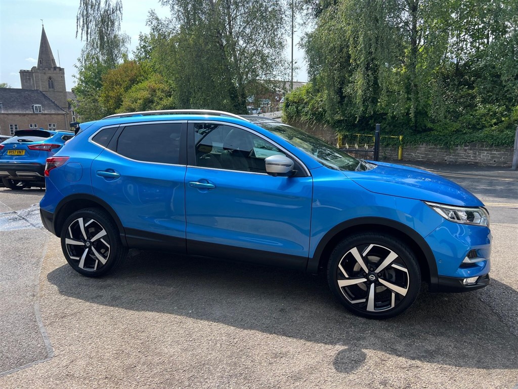 Used Nissan Qashqai 2018 for sale - 77347560: Photo 2