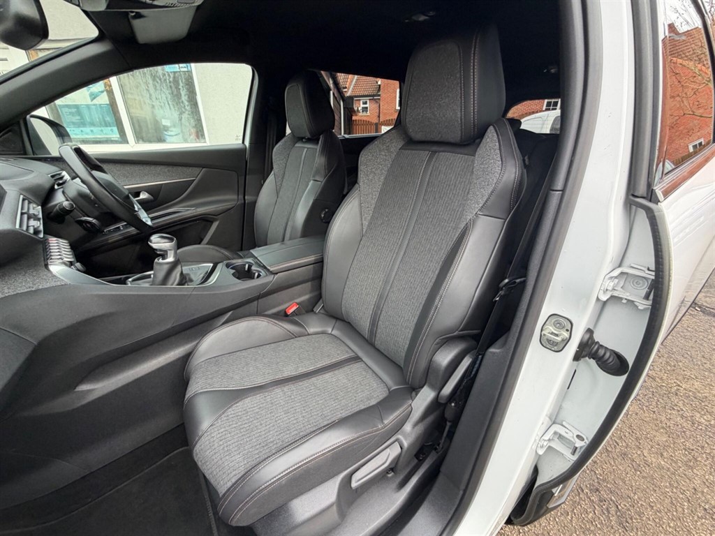 Used Peugeot 5008 2018 for sale - 77630994: Photo 36