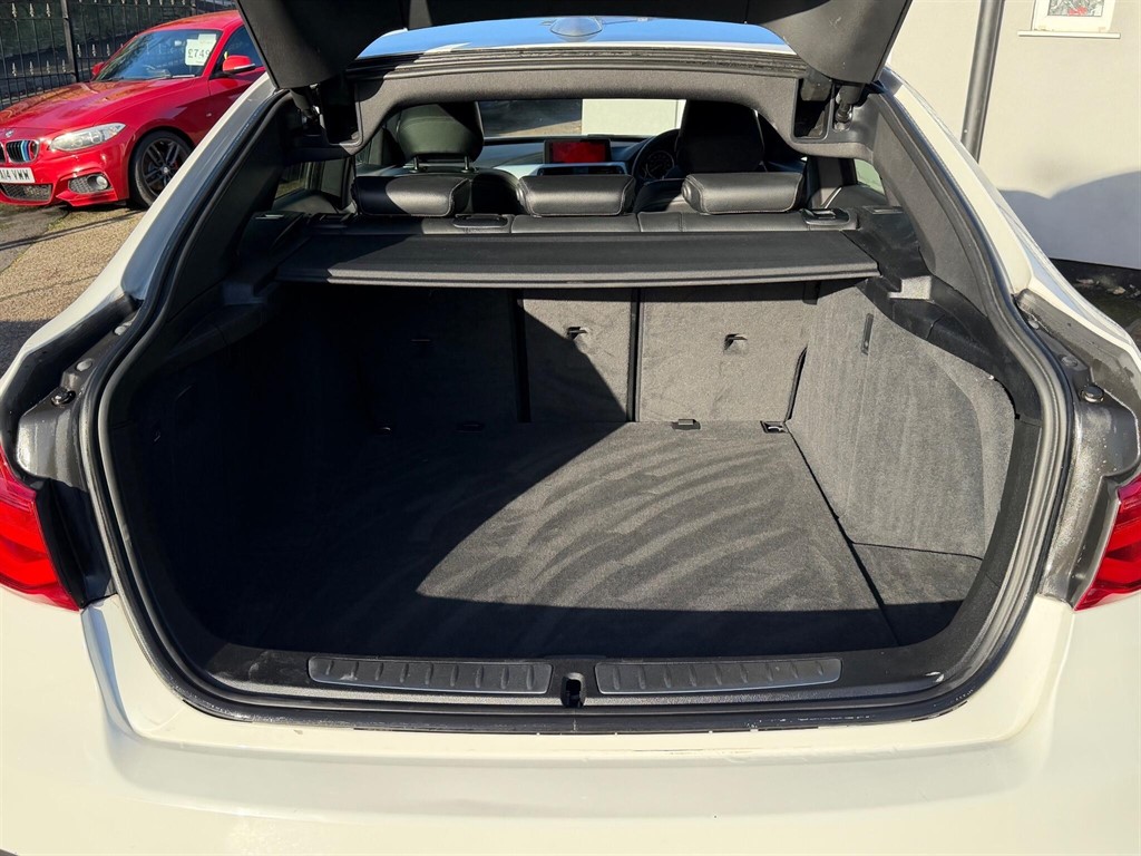 Used BMW 3 Series 2018 for sale - 77347569: Photo 14