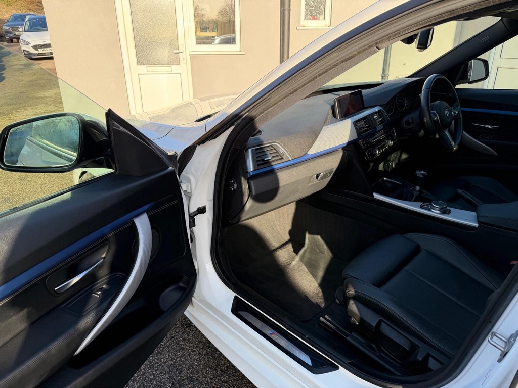 Used BMW 3 Series 2018 for sale - 77347569: Photo 23