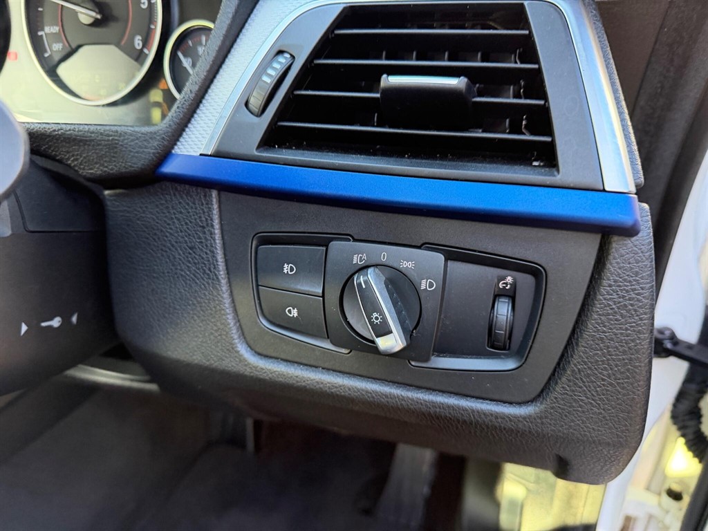 Used BMW 3 Series 2018 for sale - 77347569: Photo 31