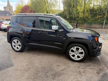 Used Jeep Renegade 2017 for sale - 77347594: Photo