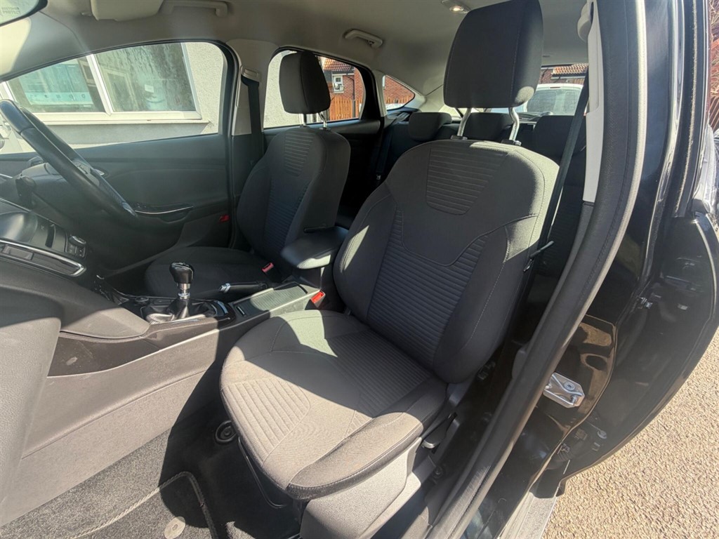 Used Ford Focus 2017 for sale - 78067272: Photo 26