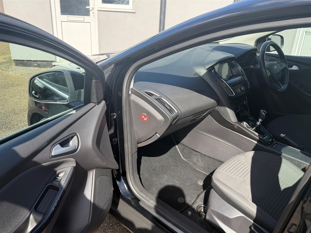 Used Ford Focus 2017 for sale - 78067272: Photo 29