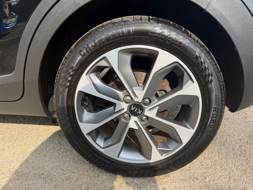 Used Kia Stonic 2018 for sale - 77975724: Photo 14