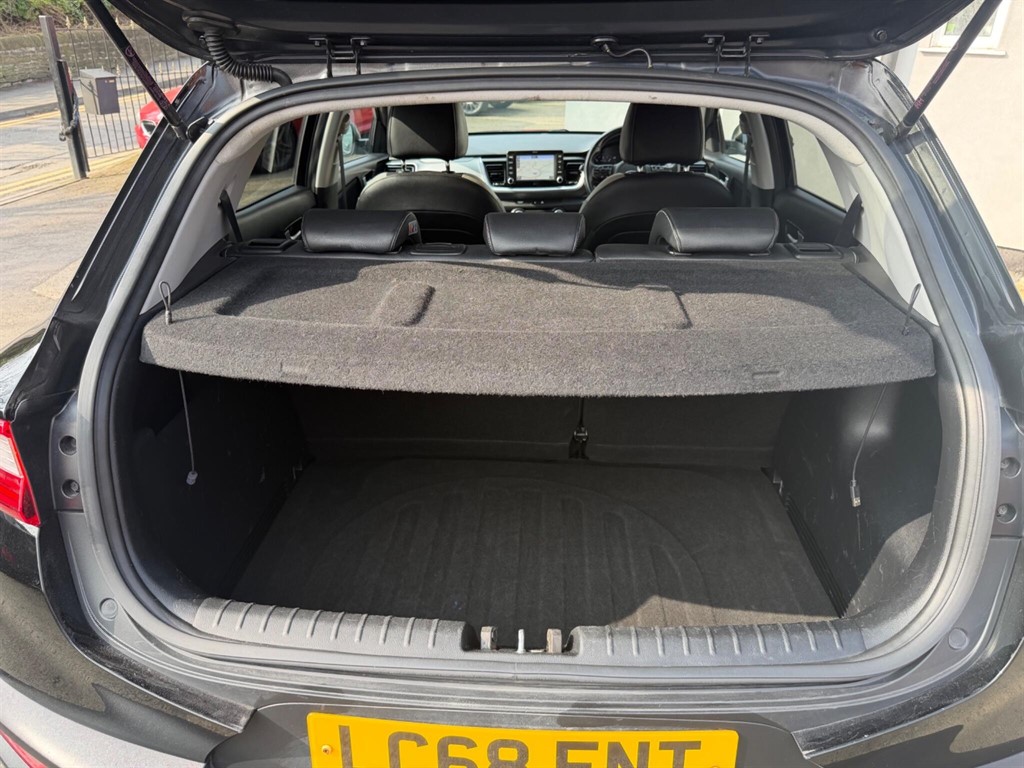 Used Kia Stonic 2018 for sale - 77975724: Photo 16