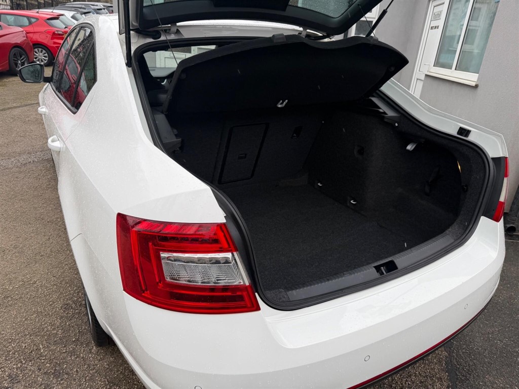 Used Skoda Octavia 2014 for sale - 77679152: Photo 19